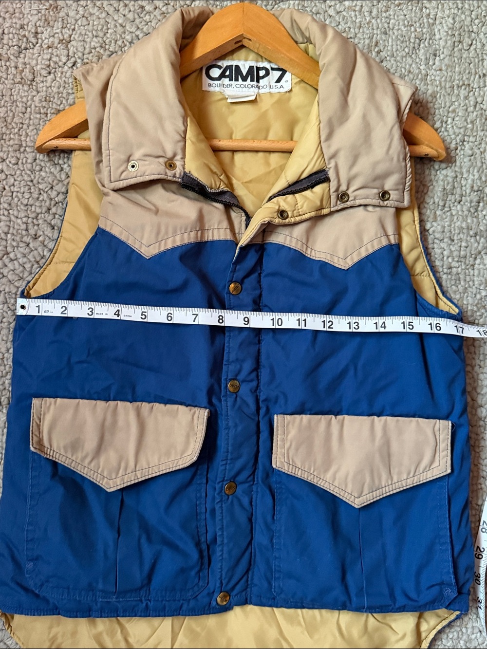 CAMP 7 Vintage Two-Tone Puffer Vest in Blue and Tan - Picture 7 of 8